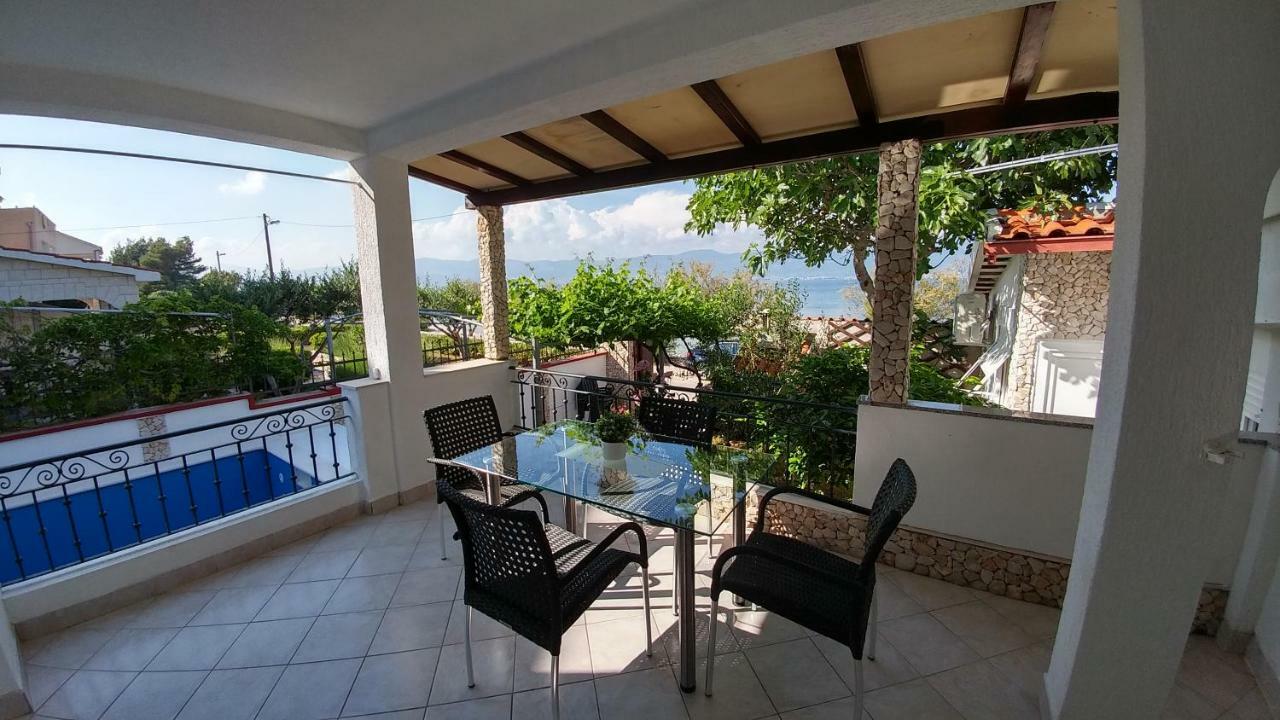 Holiday House Iva Slatine Extérieur photo